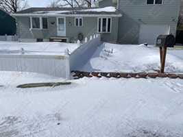 featured image of 208 E Sunset Dr