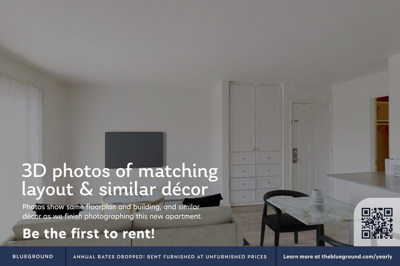 333 1st St #11018A - Photo 3 of 11