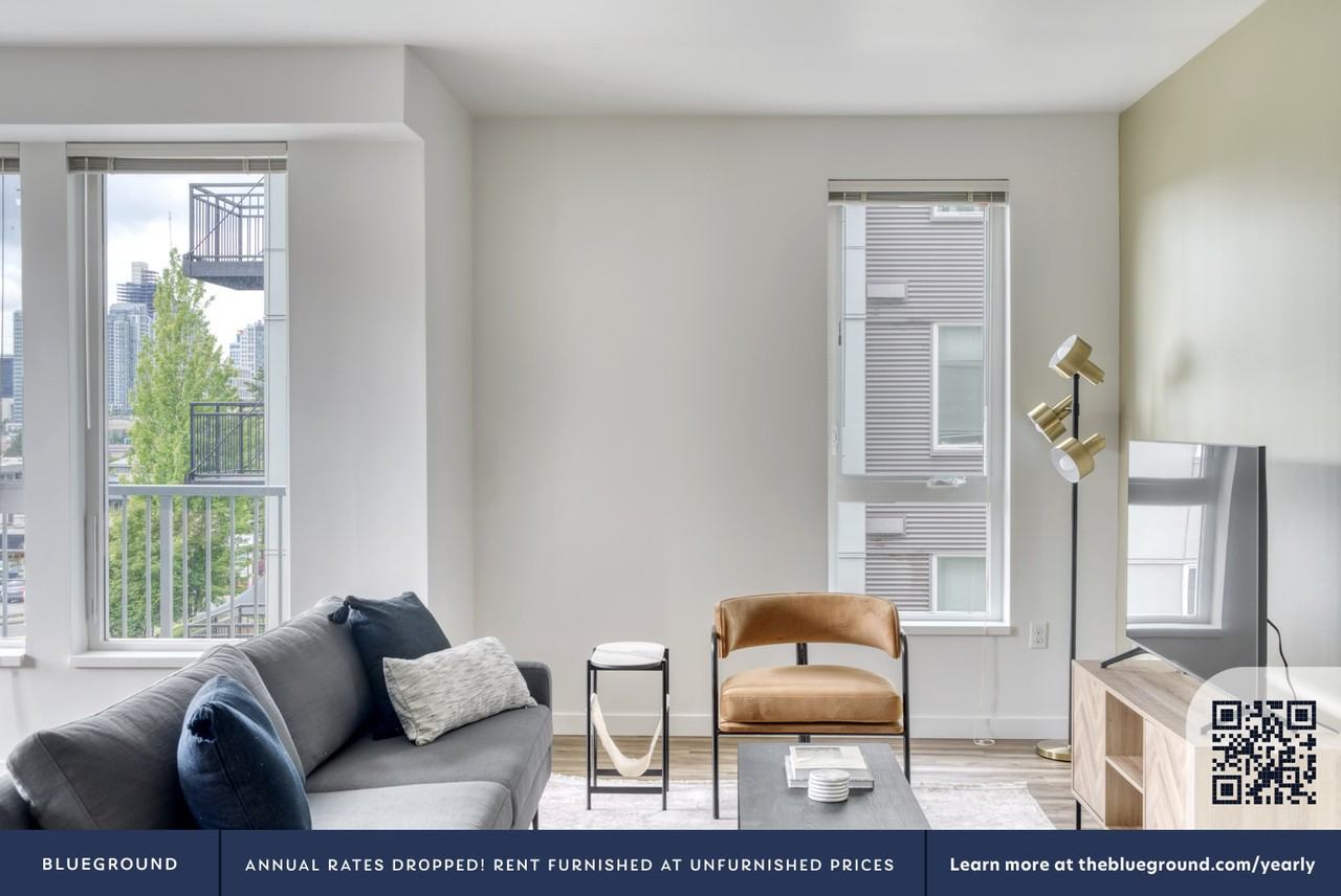 12269 Ne 12th Ln #410 - Photo 4 of 41