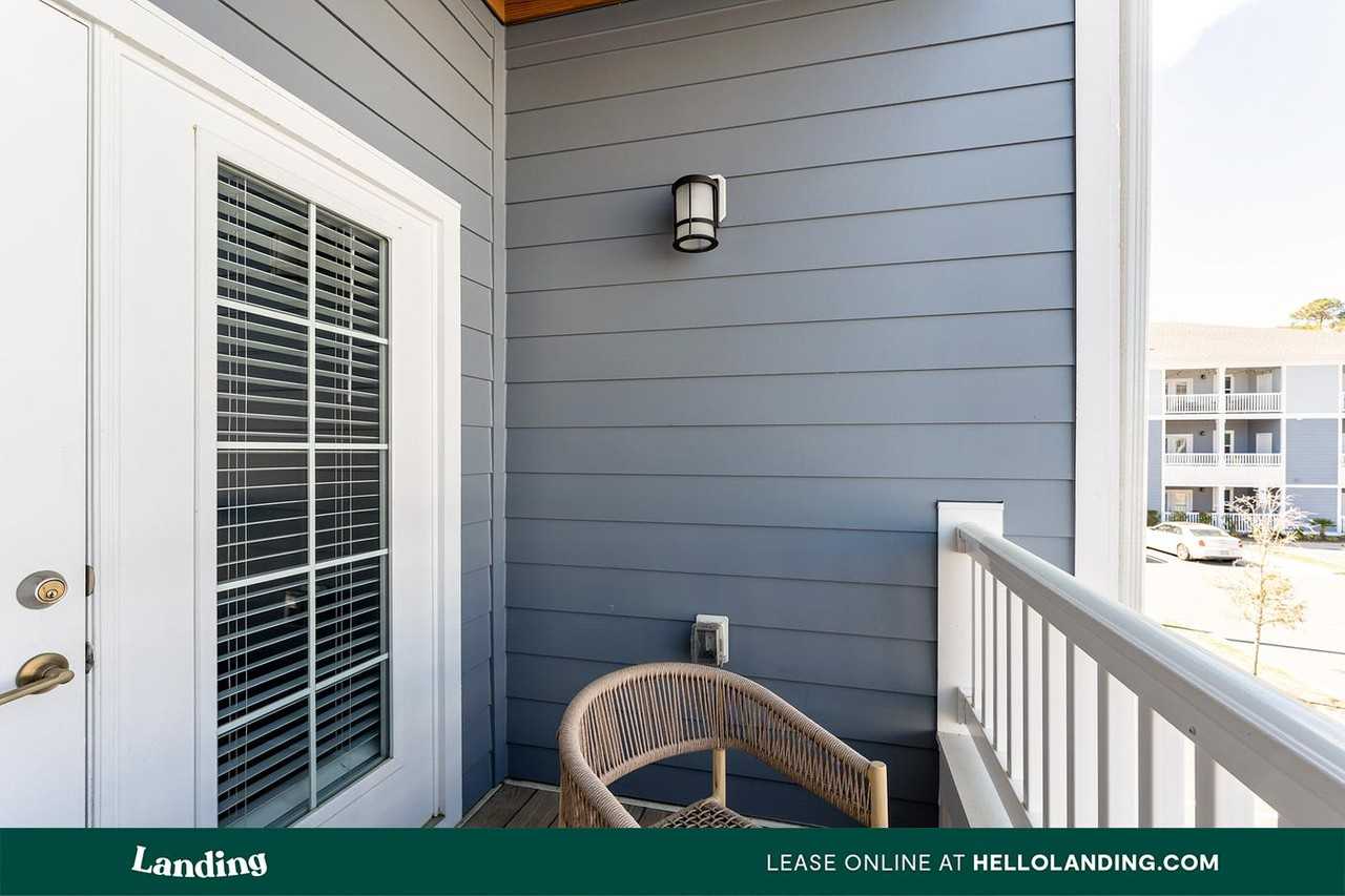 3973 Woolcock Dr - Photo 4 of 50