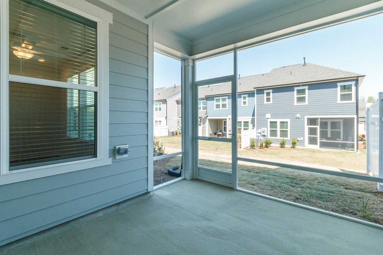 230 Kephart Way - Photo 5 of 33