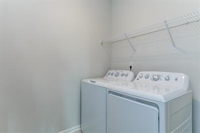 230 Kephart Way - Photo 5 of 33