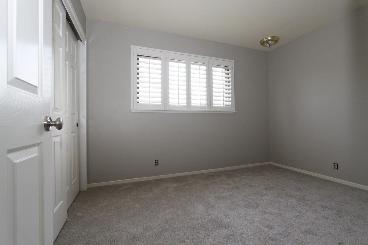 85 Spruce St - Photo 3 of 14