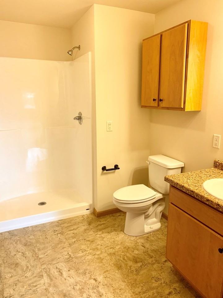 Pine View Estates Apartment Community - Photo 7 of 36