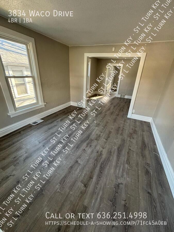 3834 Waco Dr - Photo 2 of 16