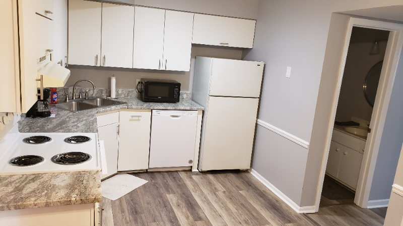 556 Brookside Ct - Photo 6 of 18