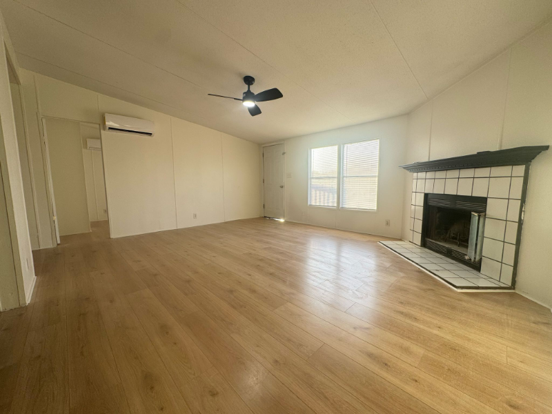 10324 Front St - Photo 2 of 19