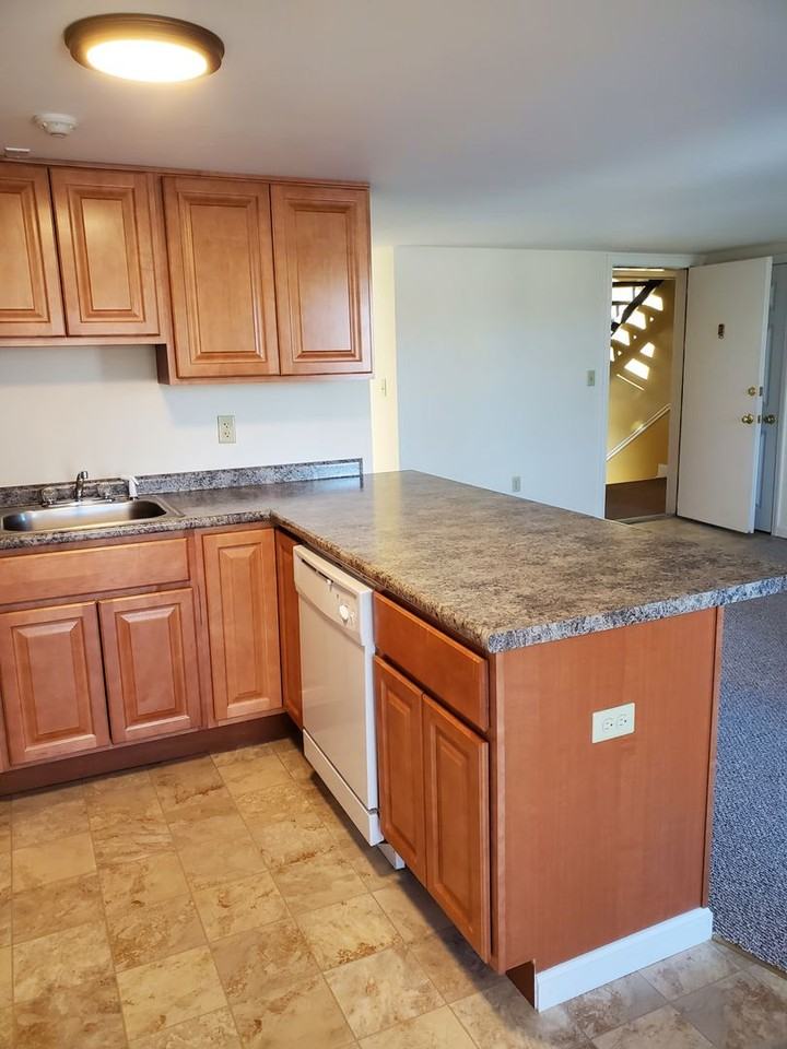 9E River Street - Photo 7 of 17