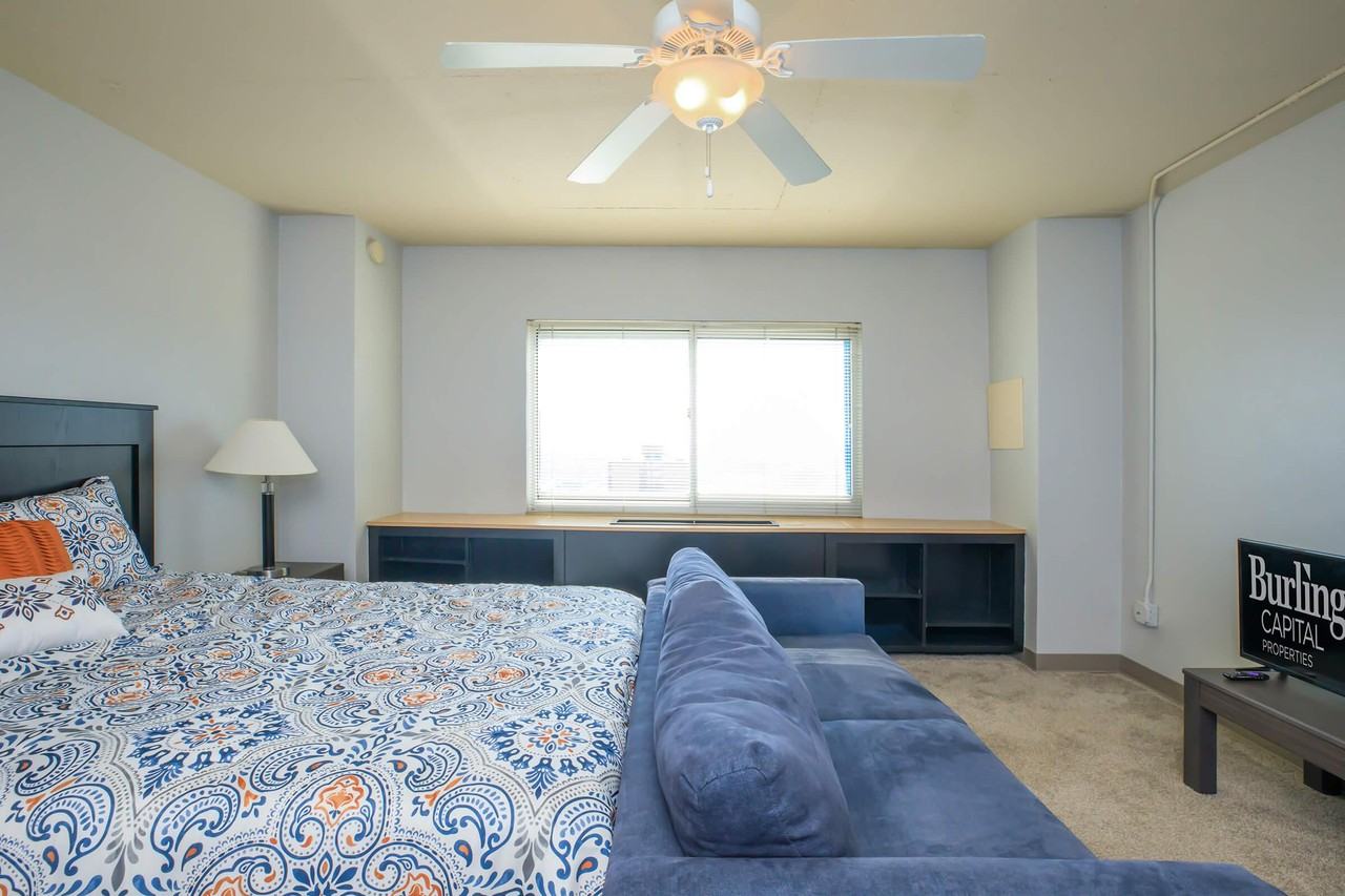 Capitol Hill - Photo 5 of 59