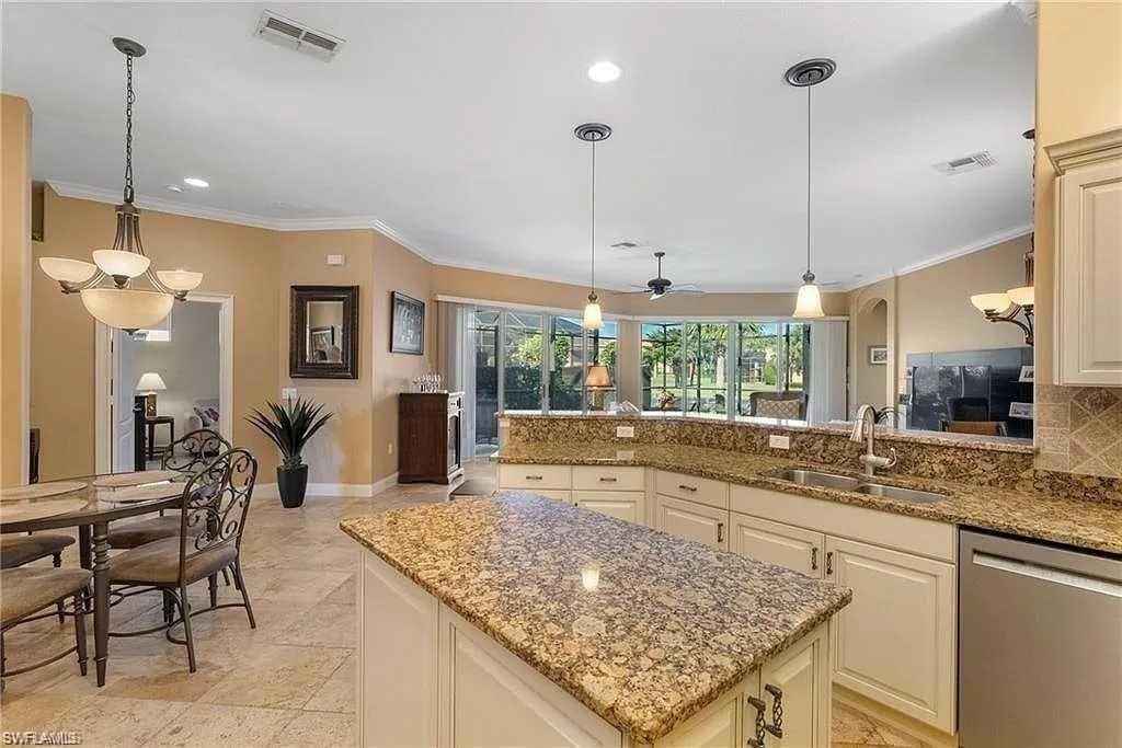 22163 Isola Verdi Way - Photo 3 of 35