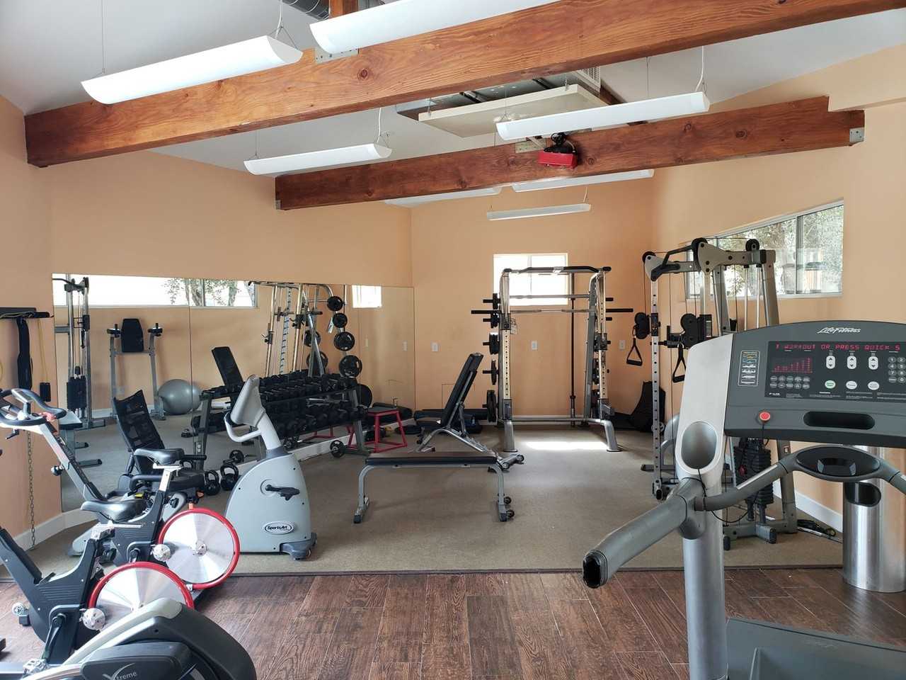 Continental Village Apartments - Photo 4 of 18