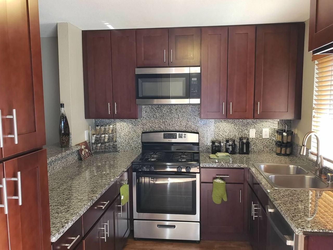 Continental Village Apartments - Photo 5 of 18