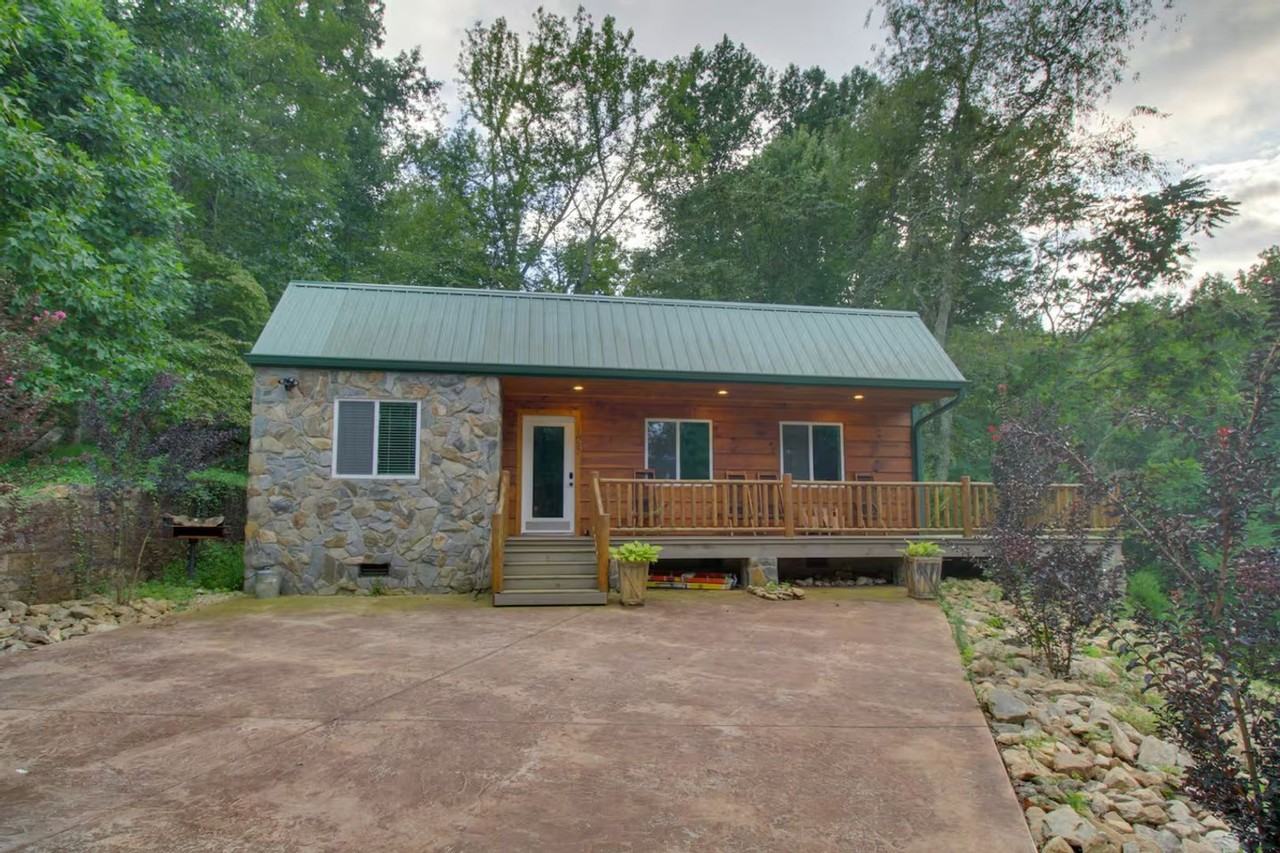 1857 Venturous Trl - Photo 2 of 16