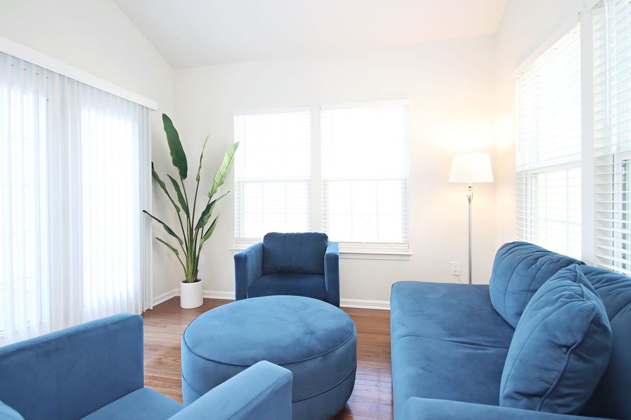 4393 Sunset Dr - Photo 5 of 25