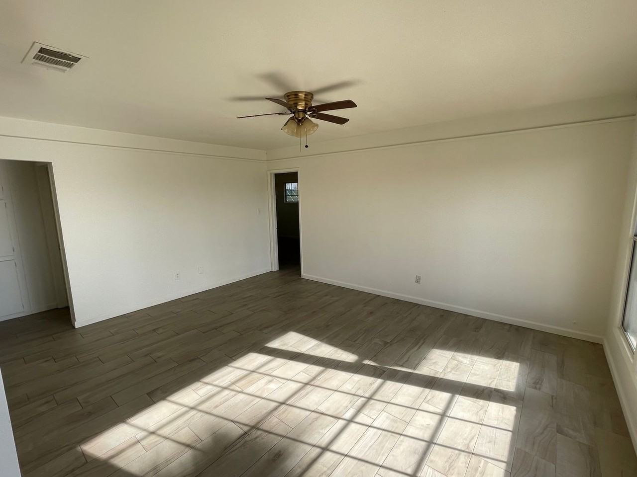 24266 Virginia Ln - Photo 3 of 9