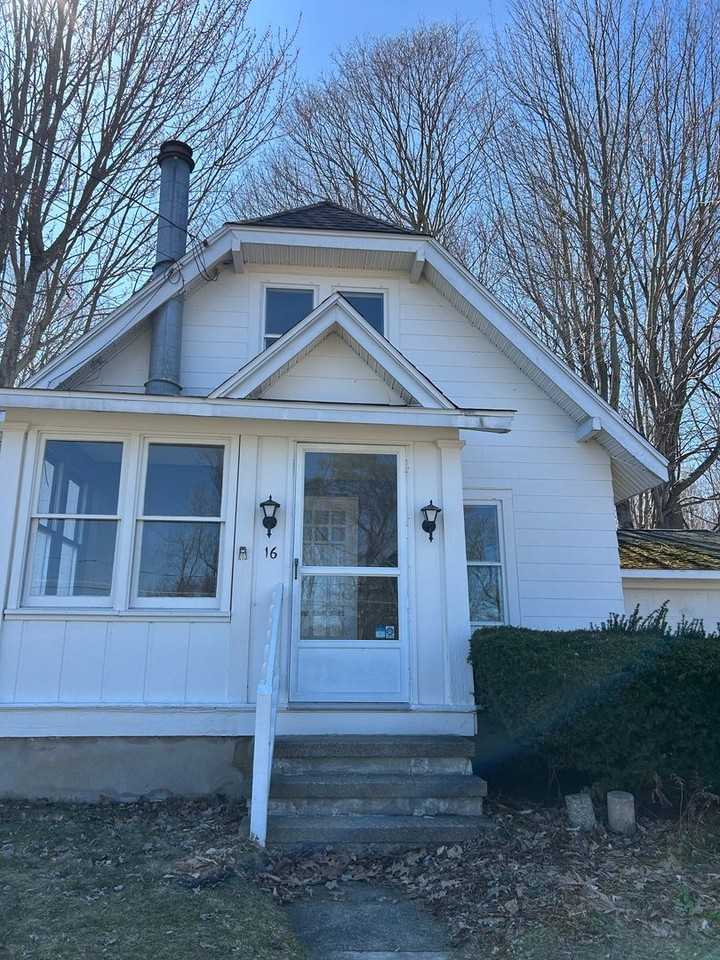 16 Soloway Dr - Photo 2 of 34