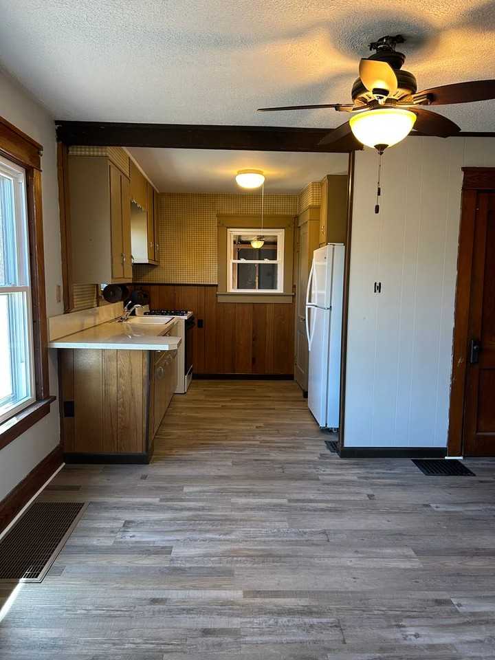 16 Soloway Dr - Photo 3 of 34