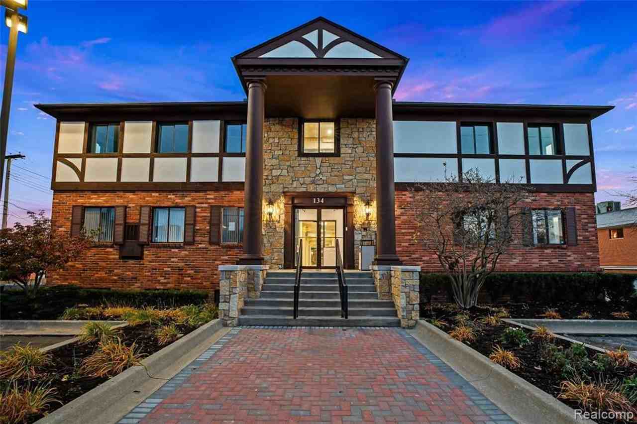 134 LO - 134 W University Drive #307 - Photo 6 of 7