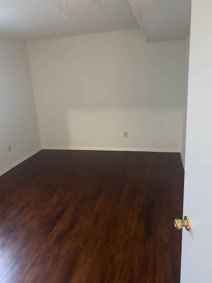 42ND FLATS - Photo 2 of 24