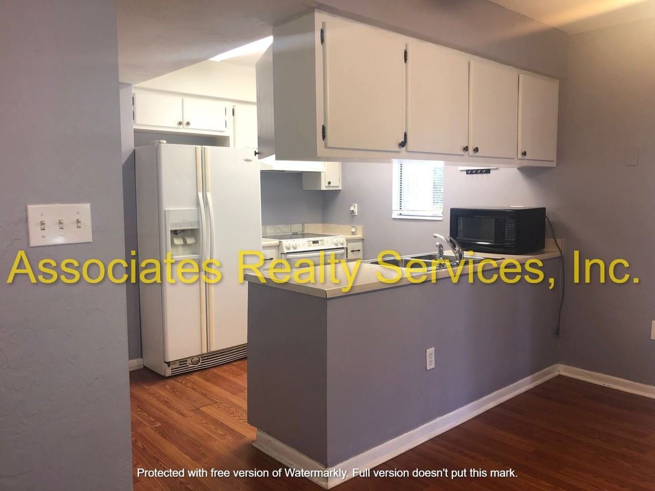 405 Nw 39th Rd #A - Photo 4 of 8