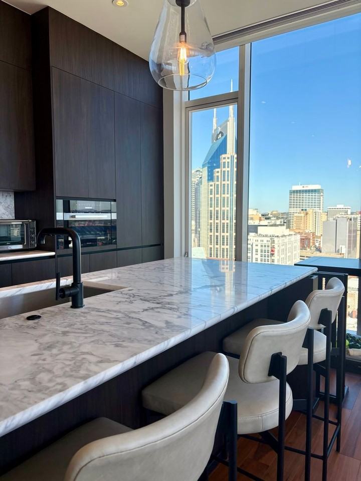 160 2nd Avenue South #1707 - Photo 3 of 14