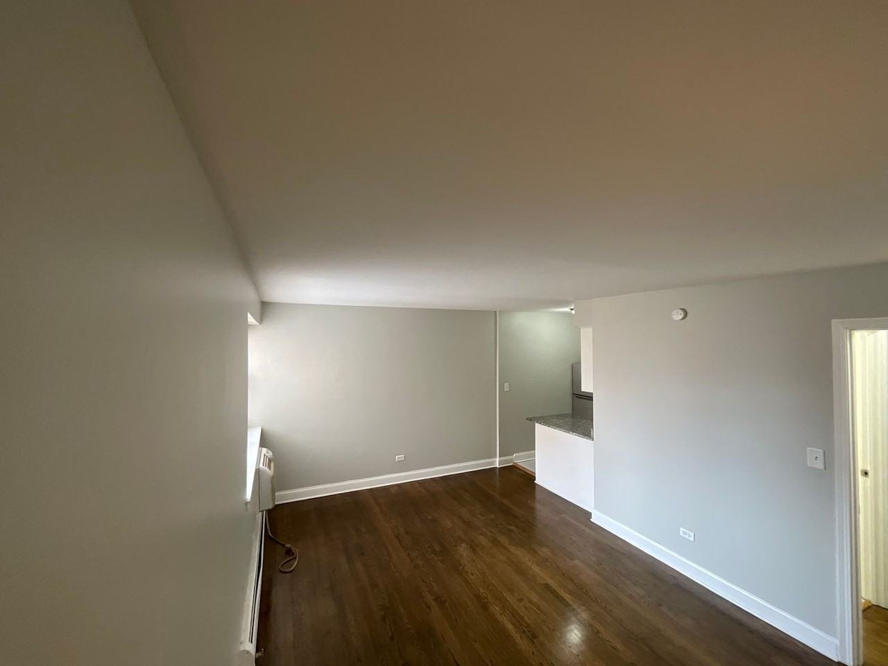 7733 S South Shore Dr. - Photo 4 of 16