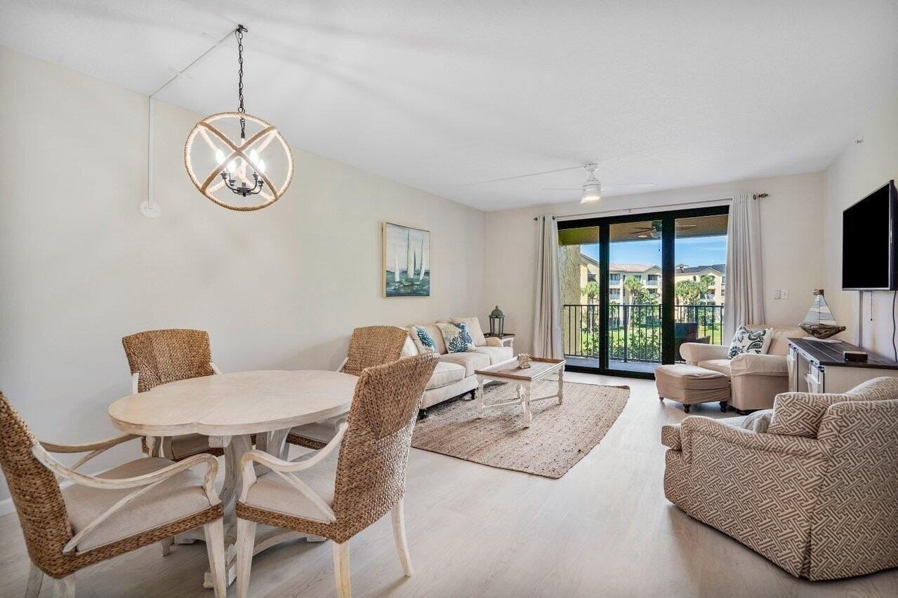 300 Uno Lago Dr #304 - Photo 7 of 24