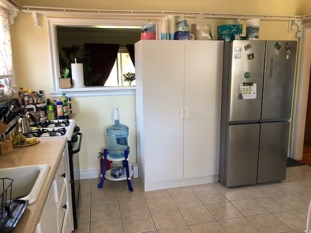 21135 Harvard Boulevard - Photo 3 of 12