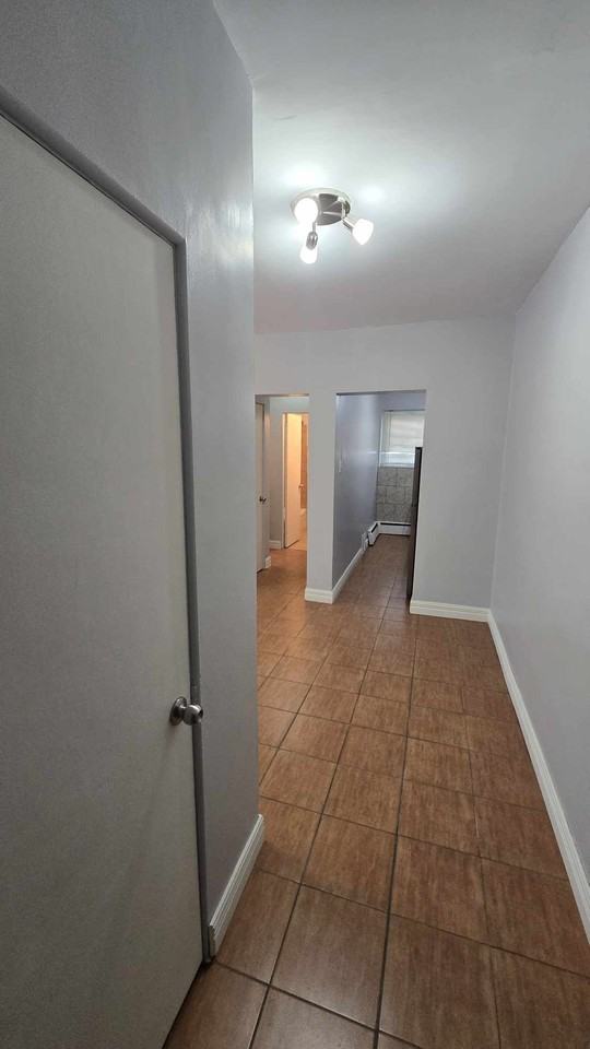 10 Belmont St #1 - Photo 5 of 12