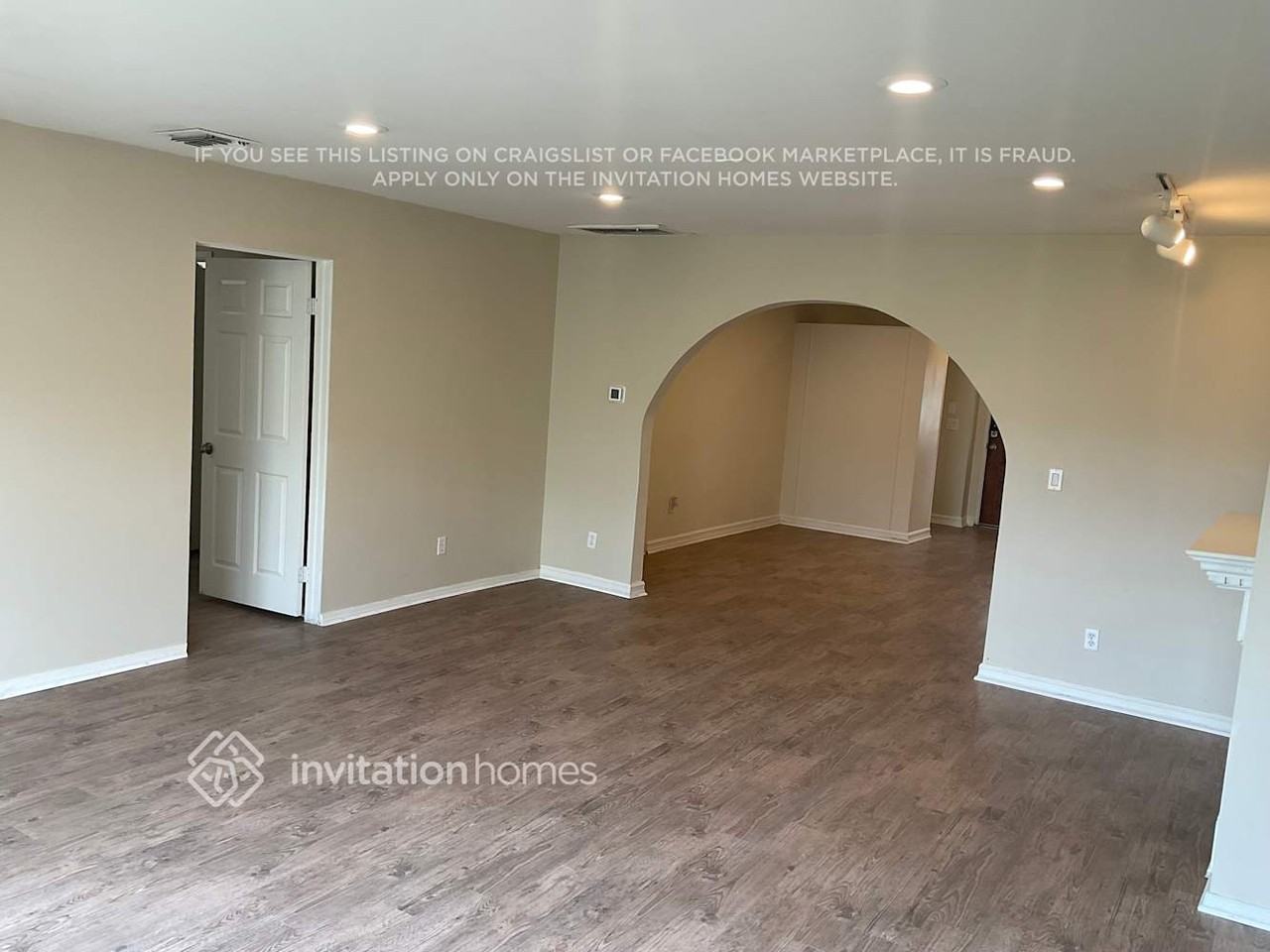 7806 Tujunga Ave - Photo 3 of 24