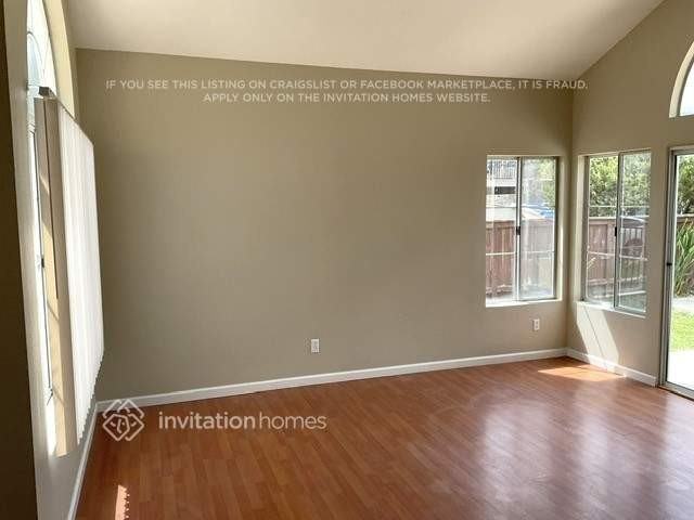 34916 Heatherview Dr - Photo 3 of 19