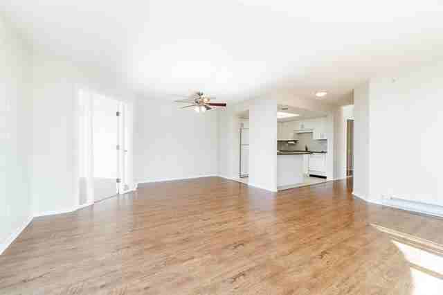 719 Princess St - Photo 3 of 35