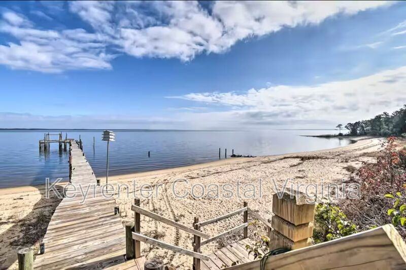 2469 N Shore Dr - Photo 3 of 30