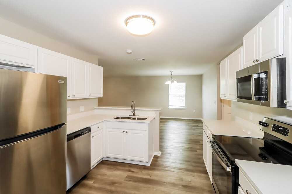 1008 Moon Glow Dr - Photo 7 of 16