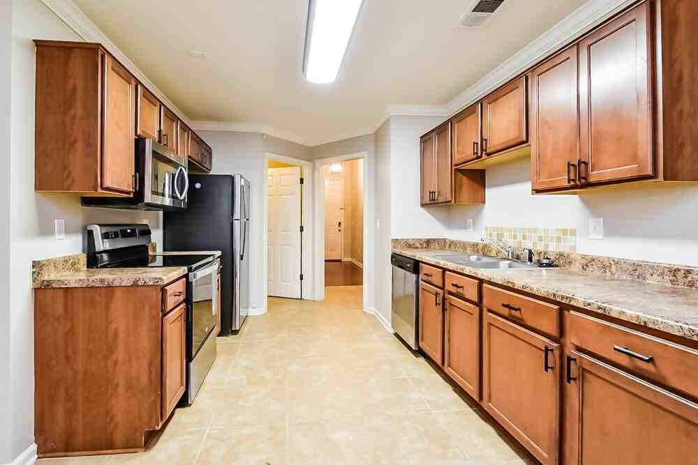 7214 Grapetree Trl - Photo 7 of 16