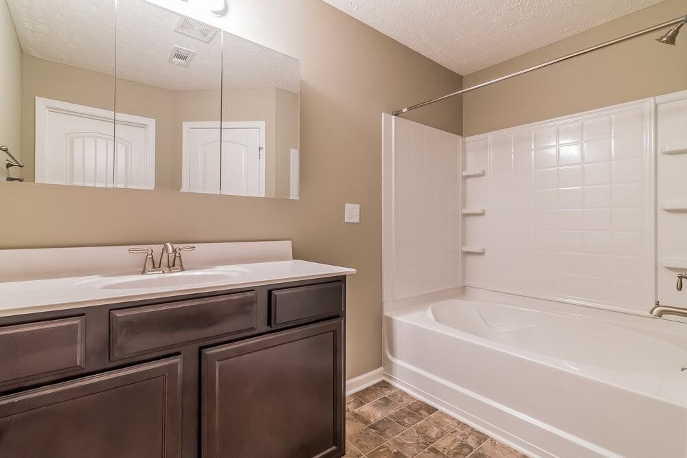 1032 Tammy Sue Ln - Photo 7 of 15
