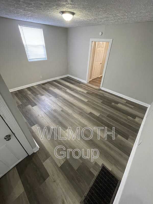 37 N Randolph St - Photo 7 of 21