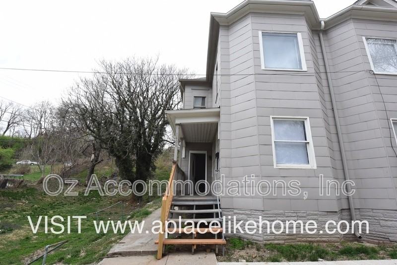 1406 N 2nd St - Photo 3 of 22