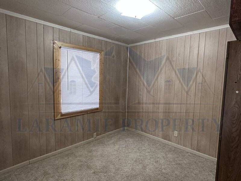 518 E Hancock St - Photo 6 of 10