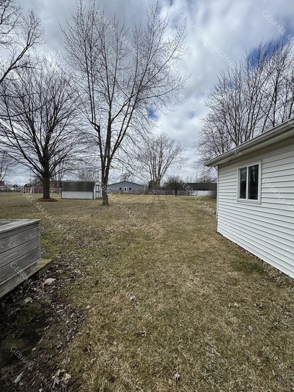 2462 Miami Beach Dr - Photo 2 of 16