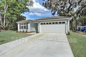 featured image of 243 W 38th St