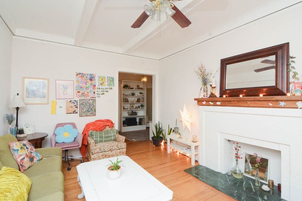 1400 W Rosemont Ave #1 - Photo 4 of 21