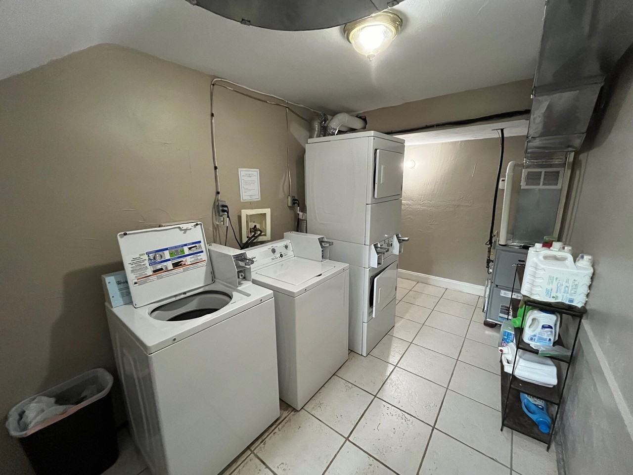 Fifth 6780 - Photo 3 of 17