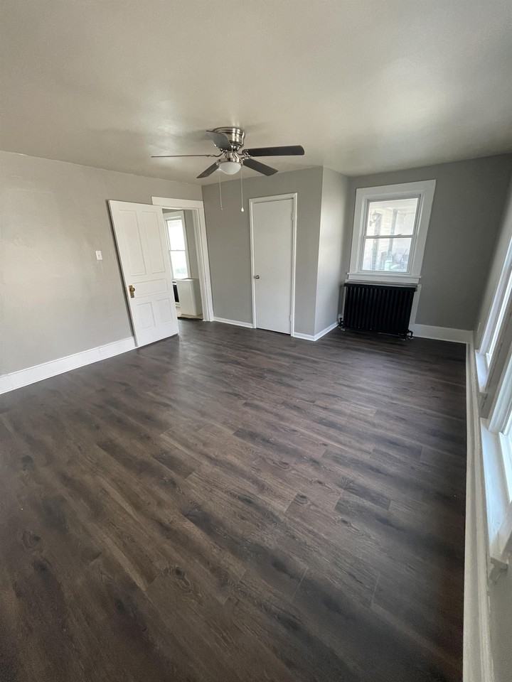 346 Harrison Avenue - Photo 2 of 7