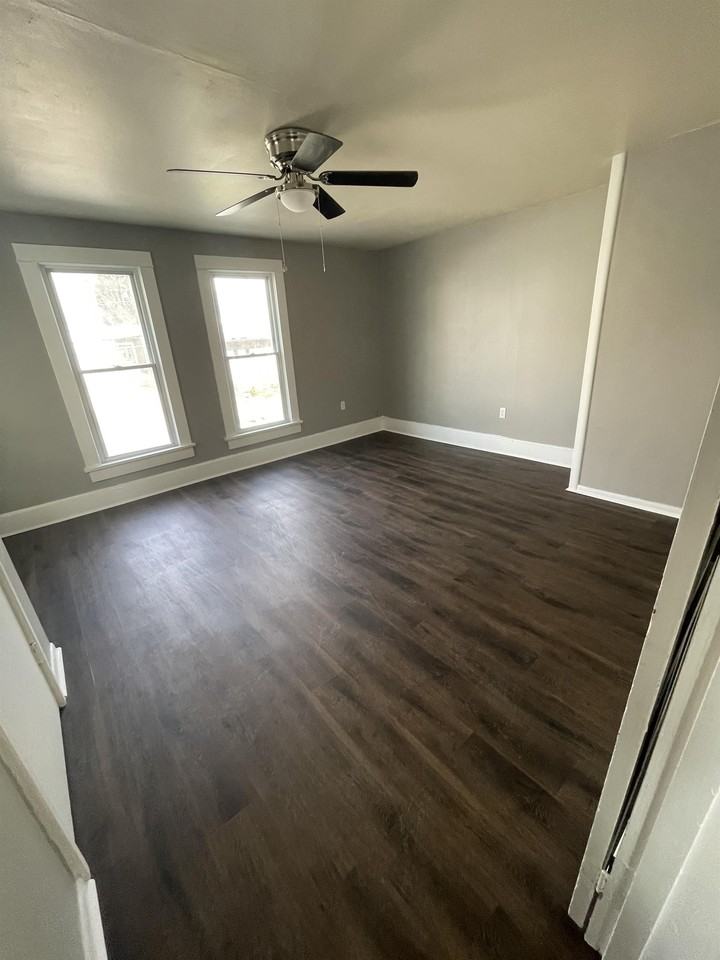 346 Harrison Avenue - Photo 3 of 7