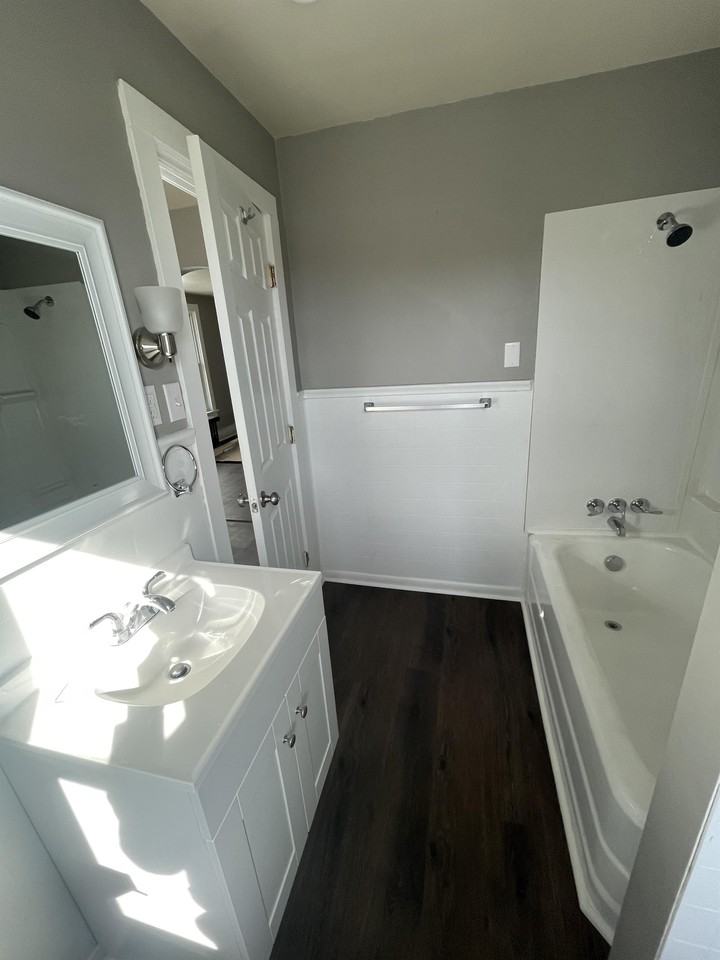 346 Harrison Avenue - Photo 4 of 7