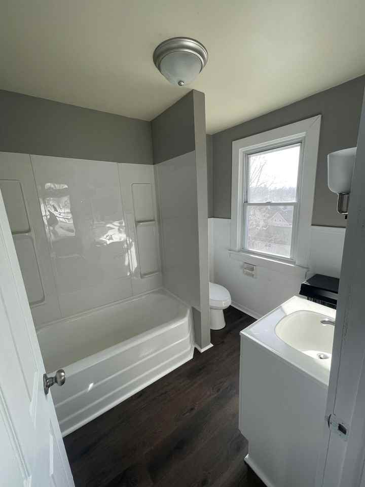 346 Harrison Avenue - Photo 5 of 7