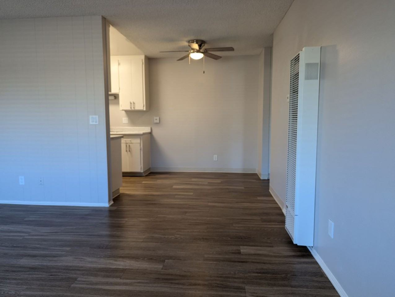 13312 Community Rd - Photo 2 of 11