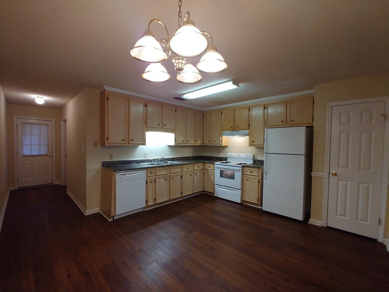 2305-B Old Dominion Road - Photo 3 of 10