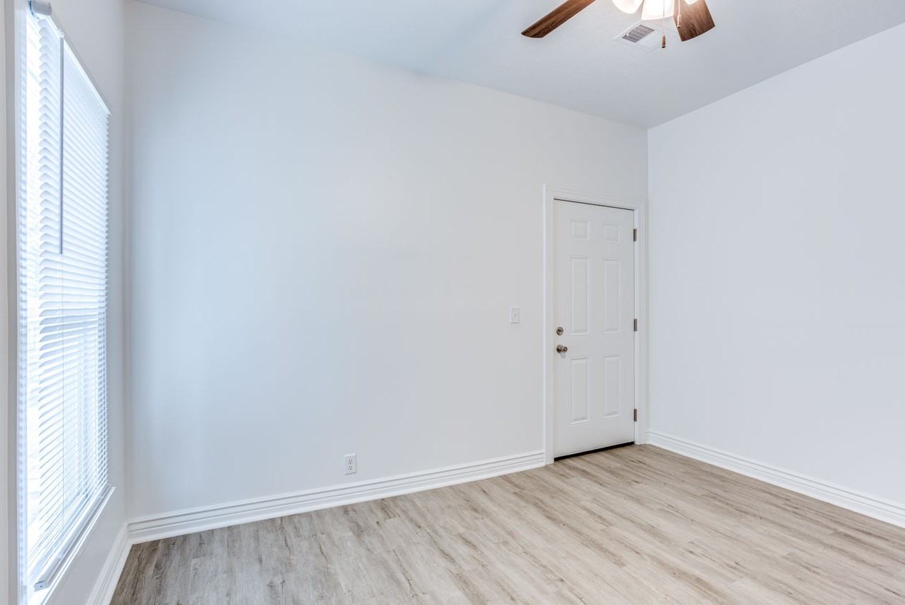 1537 S Water Apt 4 - Photo 5 of 15
